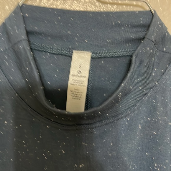 Used - Picture 2 of 3